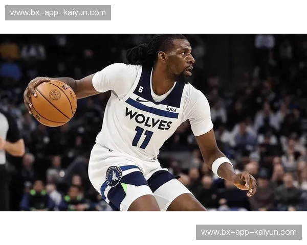 冰封之战与盐湖之光：当犹他爵士遇上明尼苏达森林狼，谁才是西部的“硬核之王”？